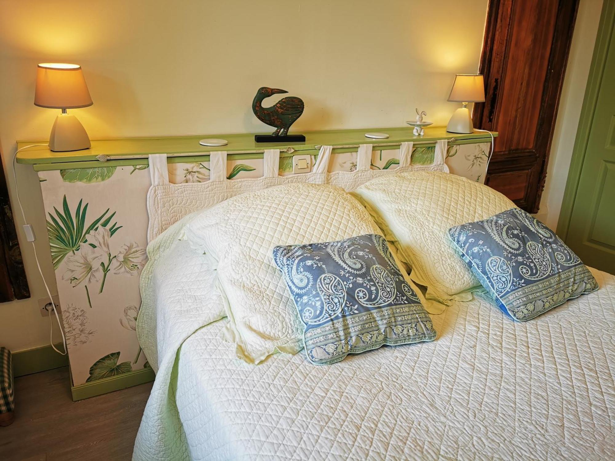 Les Marronniers Hotel Cambremer Kültér fotó
